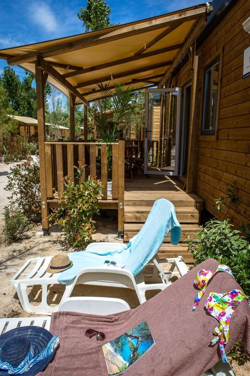Vic'S Land Holidays Grimaud Eksteriør bilde